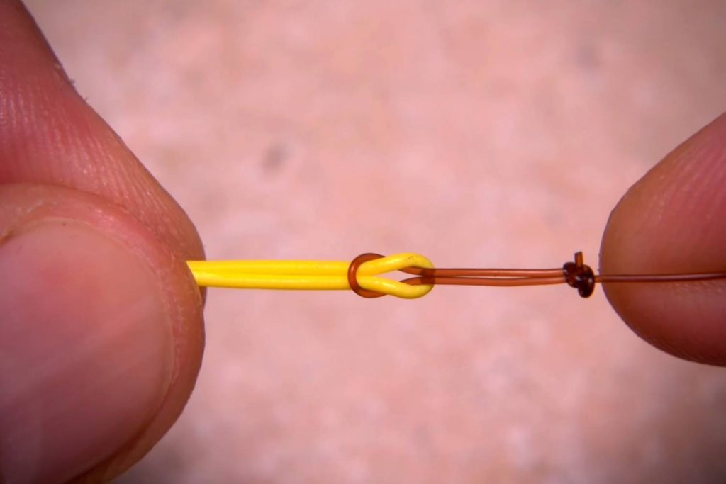 How do you attach a loop to fly lines?