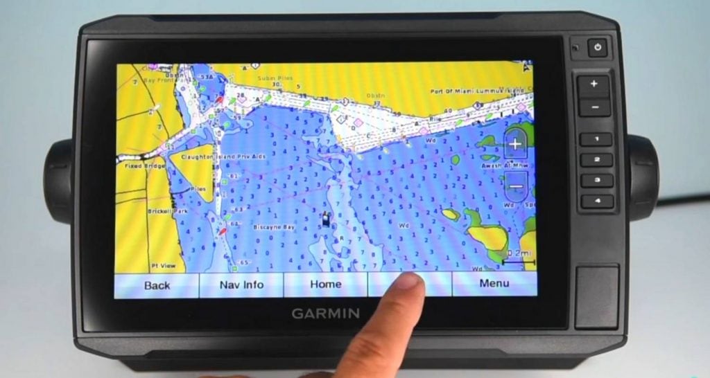 Garmin ECHOMAP CHIRP UHD 74sv Fish Finder