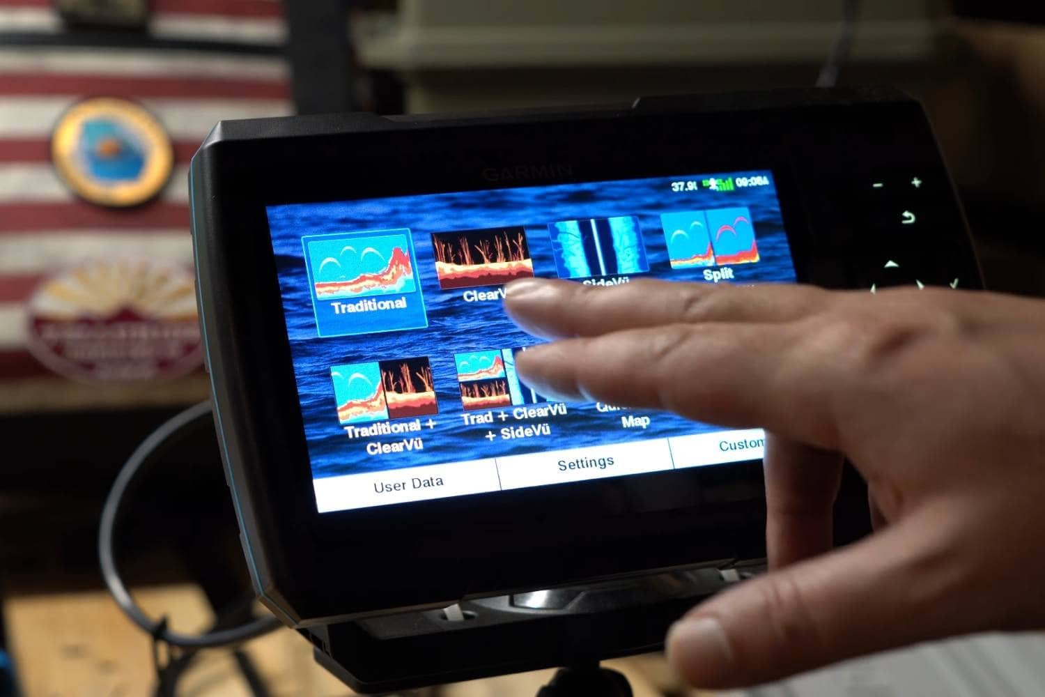 How to Read a Fish Finder Understand Sonar and Find Fish