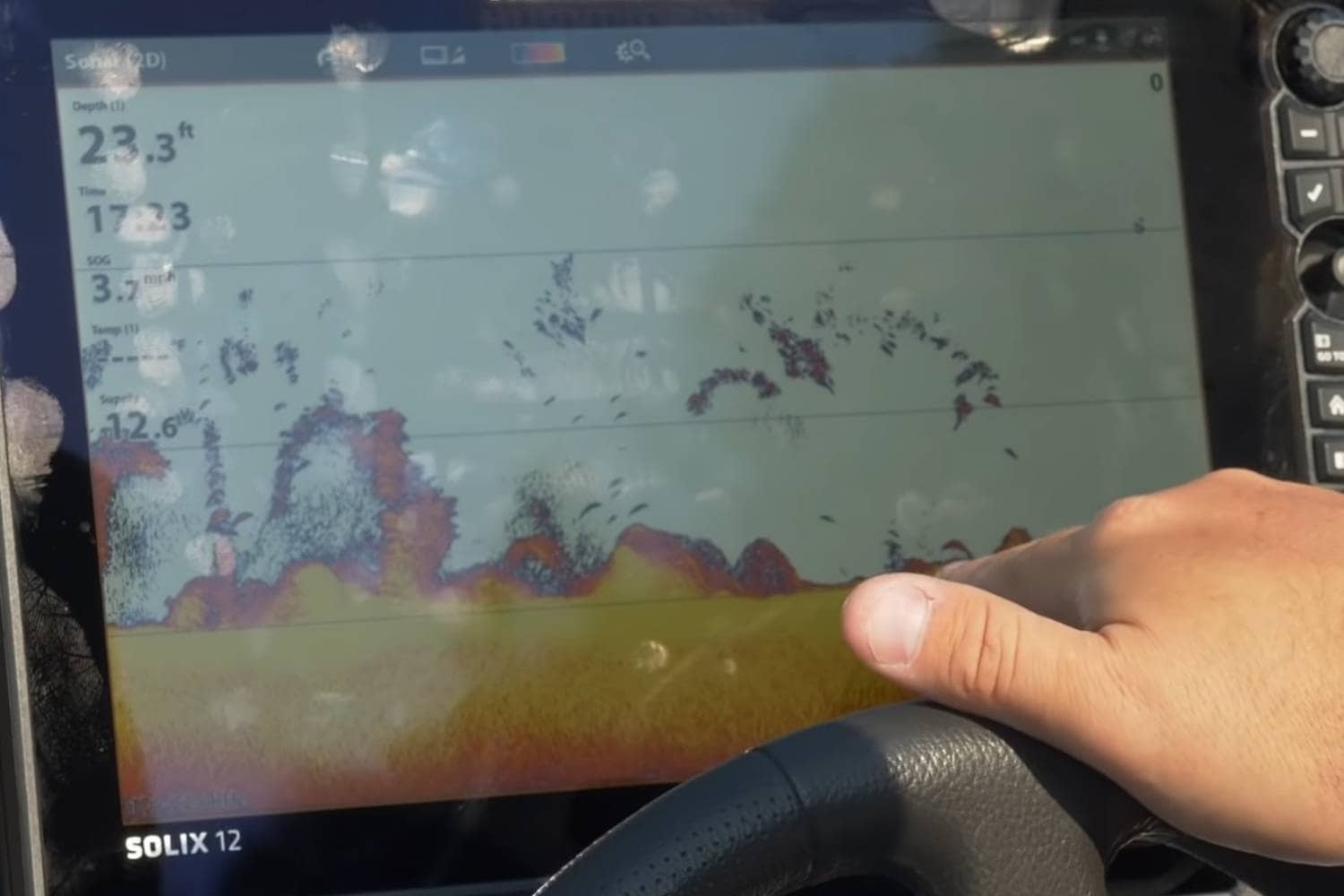 How to Read a Fish Finder Understand Sonar and Find Fish